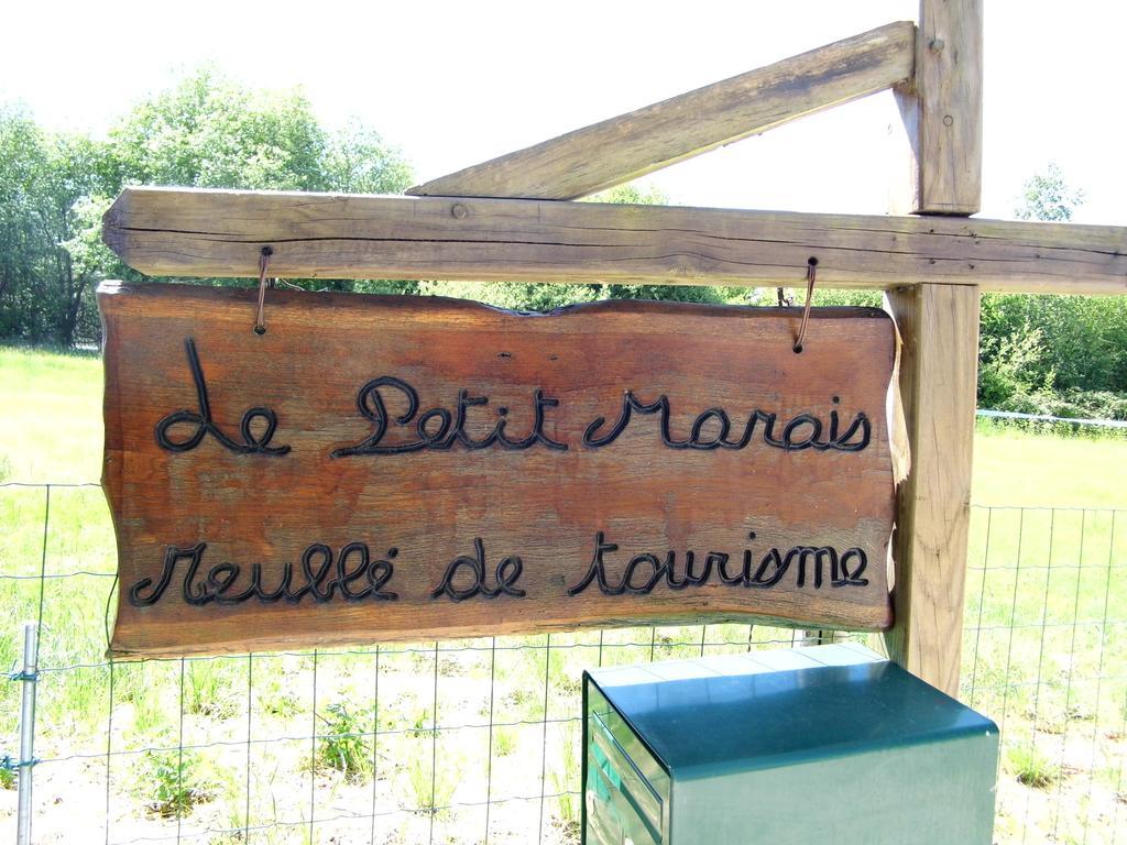 Le Petit Marais N1 Villa Nouan-le-Fuzelier Buitenkant foto